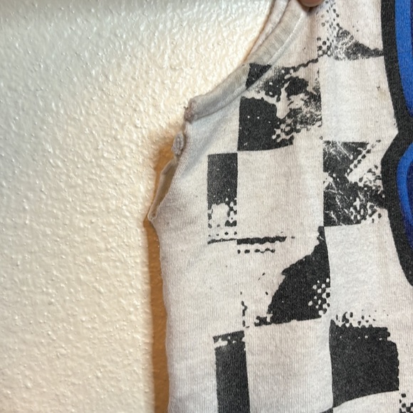 Vintage distressed sonic the hedgehog tank top - Picture 6 of 7